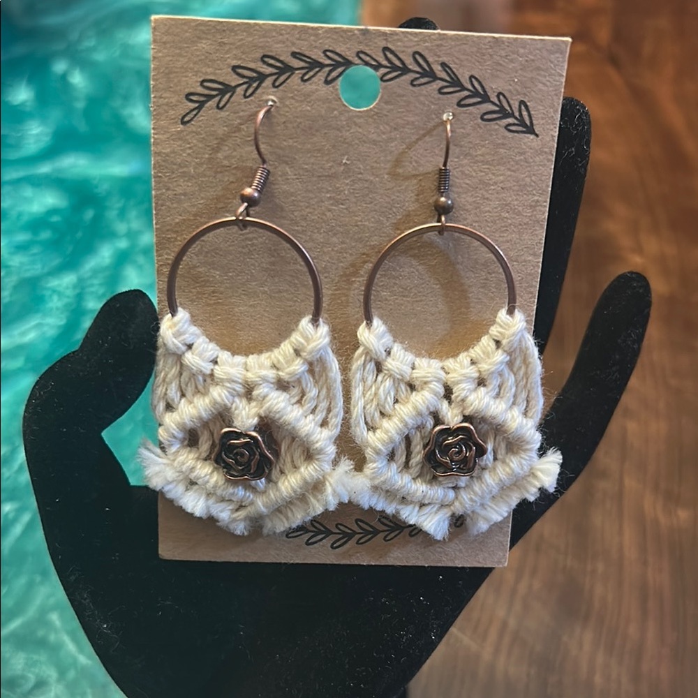 Earrings Handcrafted Cream Earrings with Rose Detail, 3”, New